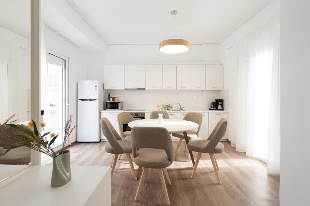 Apartamento Athens Hideout Apt, Big Rooftop With City View Exterior foto