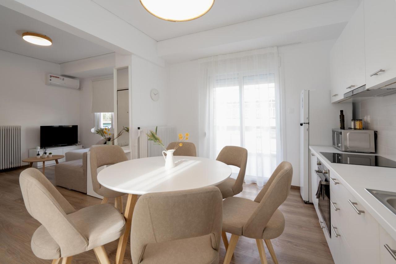 Apartamento Athens Hideout Apt, Big Rooftop With City View Exterior foto